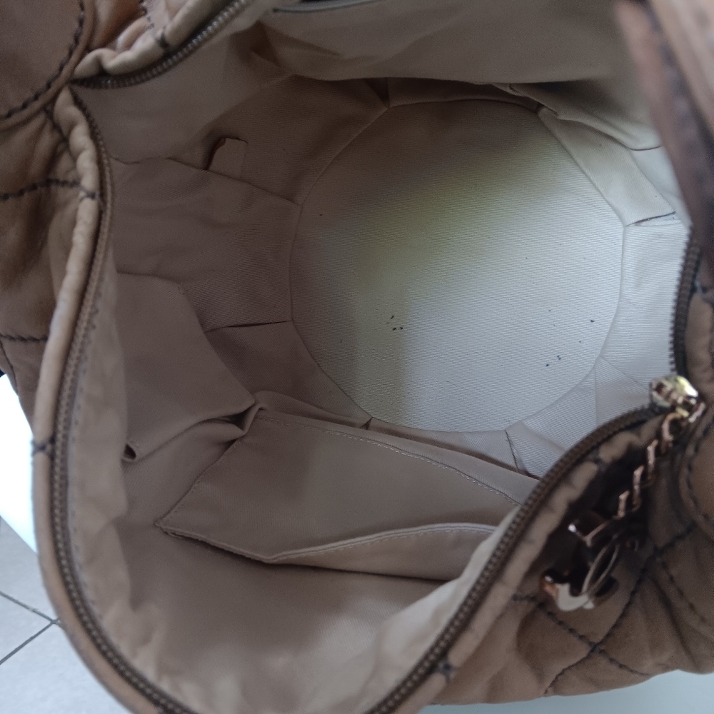 ✨️Chanel Vintage Hobo Cloudy Beige Lambskin Bag - Picture 16 of 17